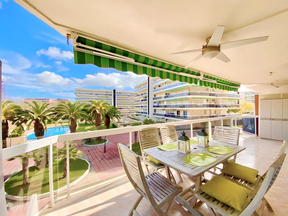 For A Stay Living Park Салоу Екстериор снимка